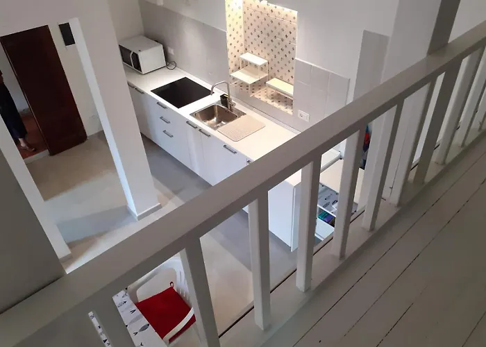 - Centro Storico Capoliveri (Isola d'Elba)